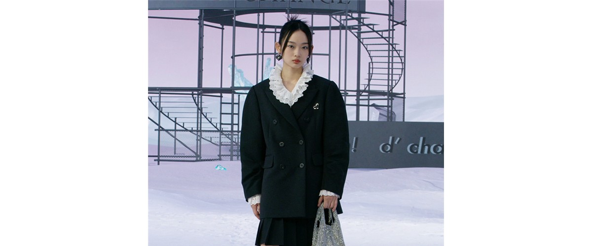 超级秀场 X d'zzit少女收藏家大秀，闪耀冬日摩登
