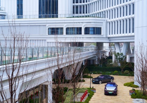 驭见春醒 钿藏风华 劳斯莱斯汽车上海·浦西私享体验活动耀动浦江