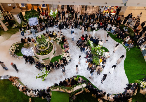 携手《嘉人marie claire》， 银泰百货多城解锁春日穿搭新灵感