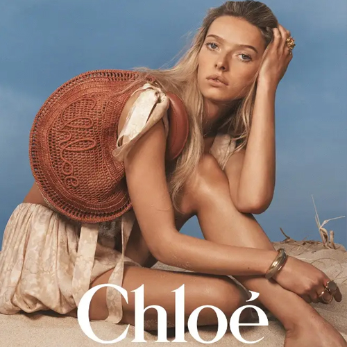 CHLOÉ发布 “CHLOÉ À LA PLAGE系列”: 由APPLE MARTIN 演绎夏日篇章